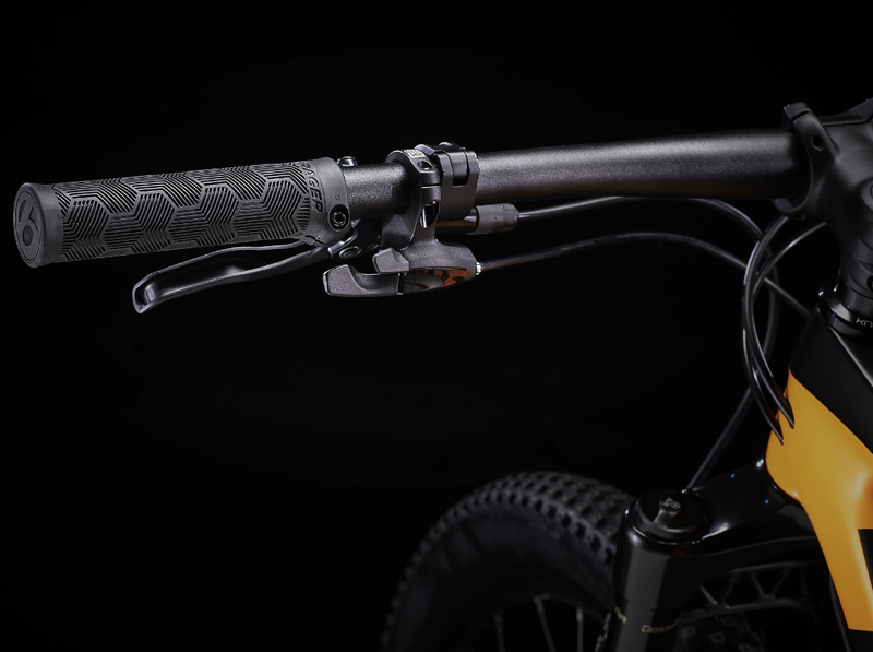 Trek Procaliber 9.6 29 Hardtail Mountain Bike 2023 in Satin Marigold Deep Smoke-1